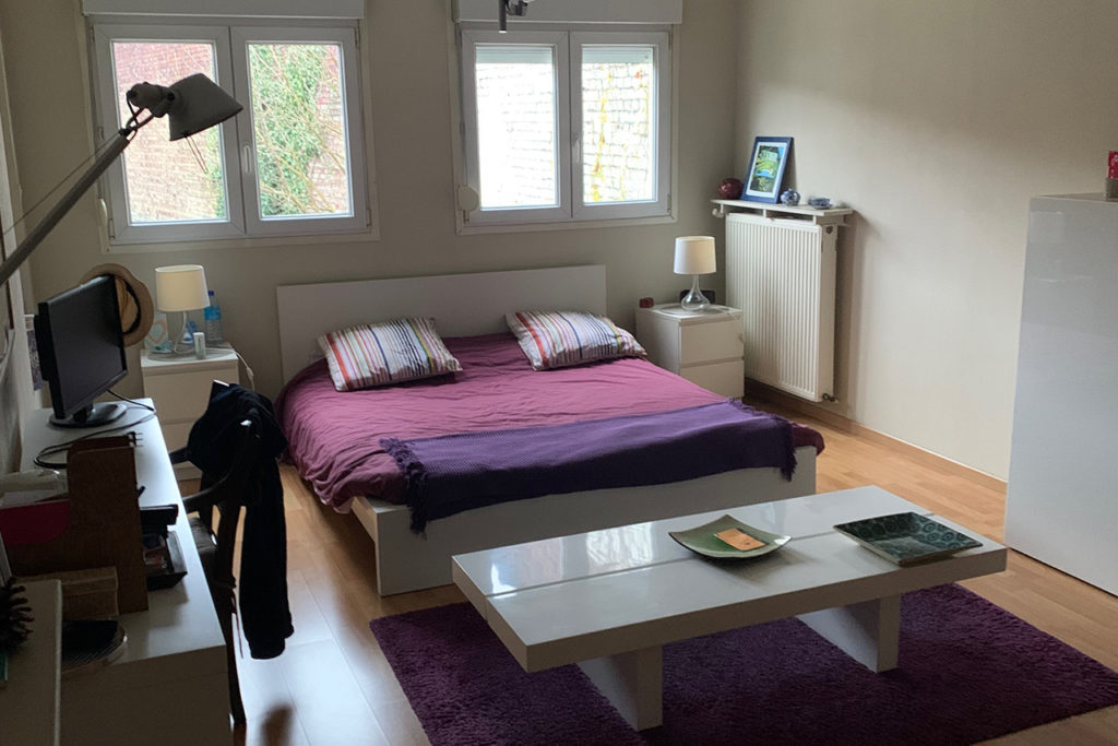 Vue du Studio Blanc, studio pour étudiant dans la Maison du Trichon à Roubaix